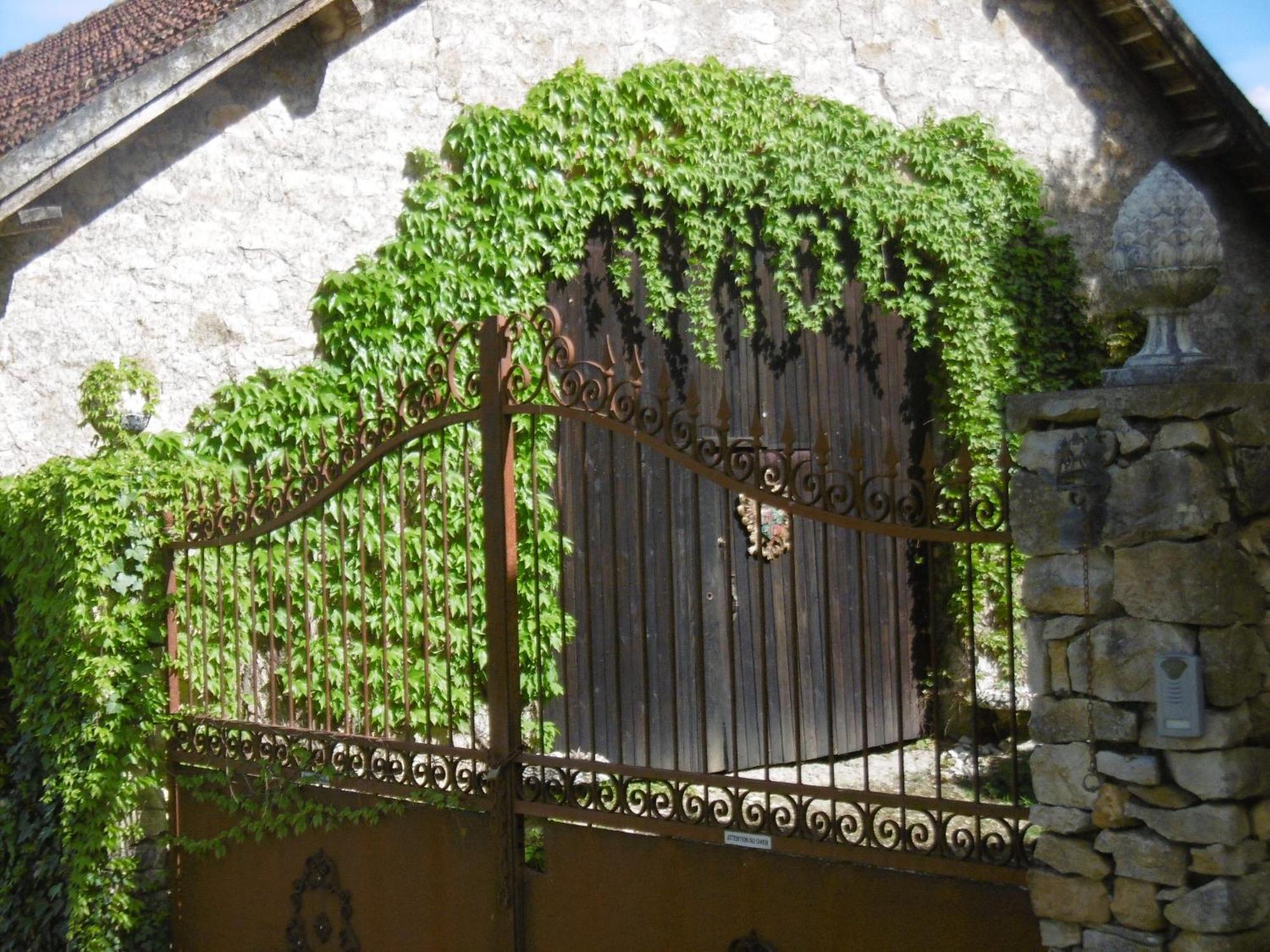Ferme De La Dorvalliere Cavagnac Exterior photo